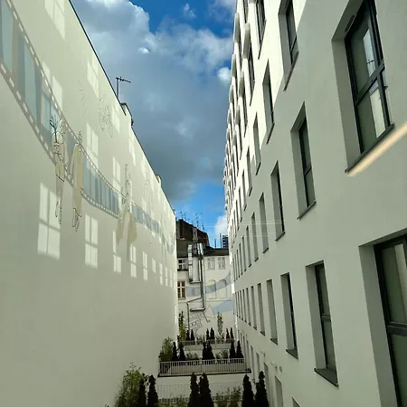 Pl. Wolnosci 6 Apartment *