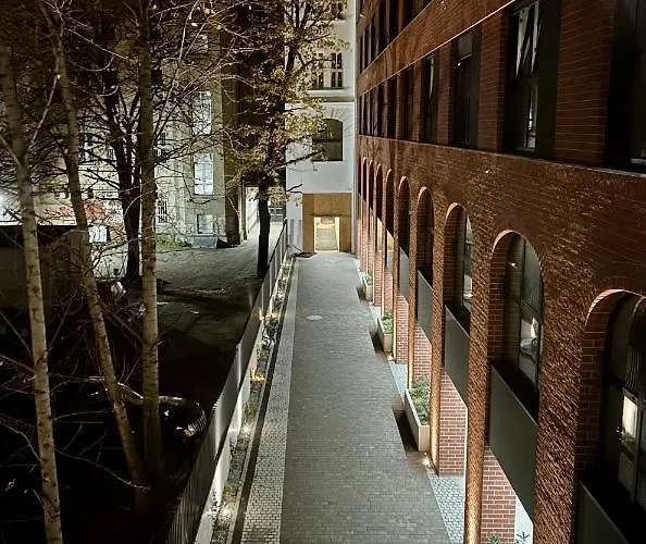 Апартаменты Pl. Wolnosci 6 *